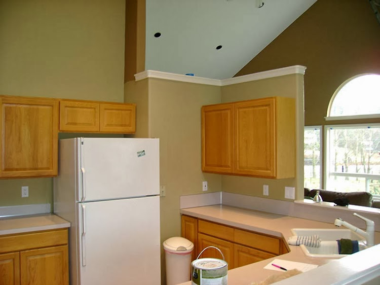 022-kitchen-cabinet-staining